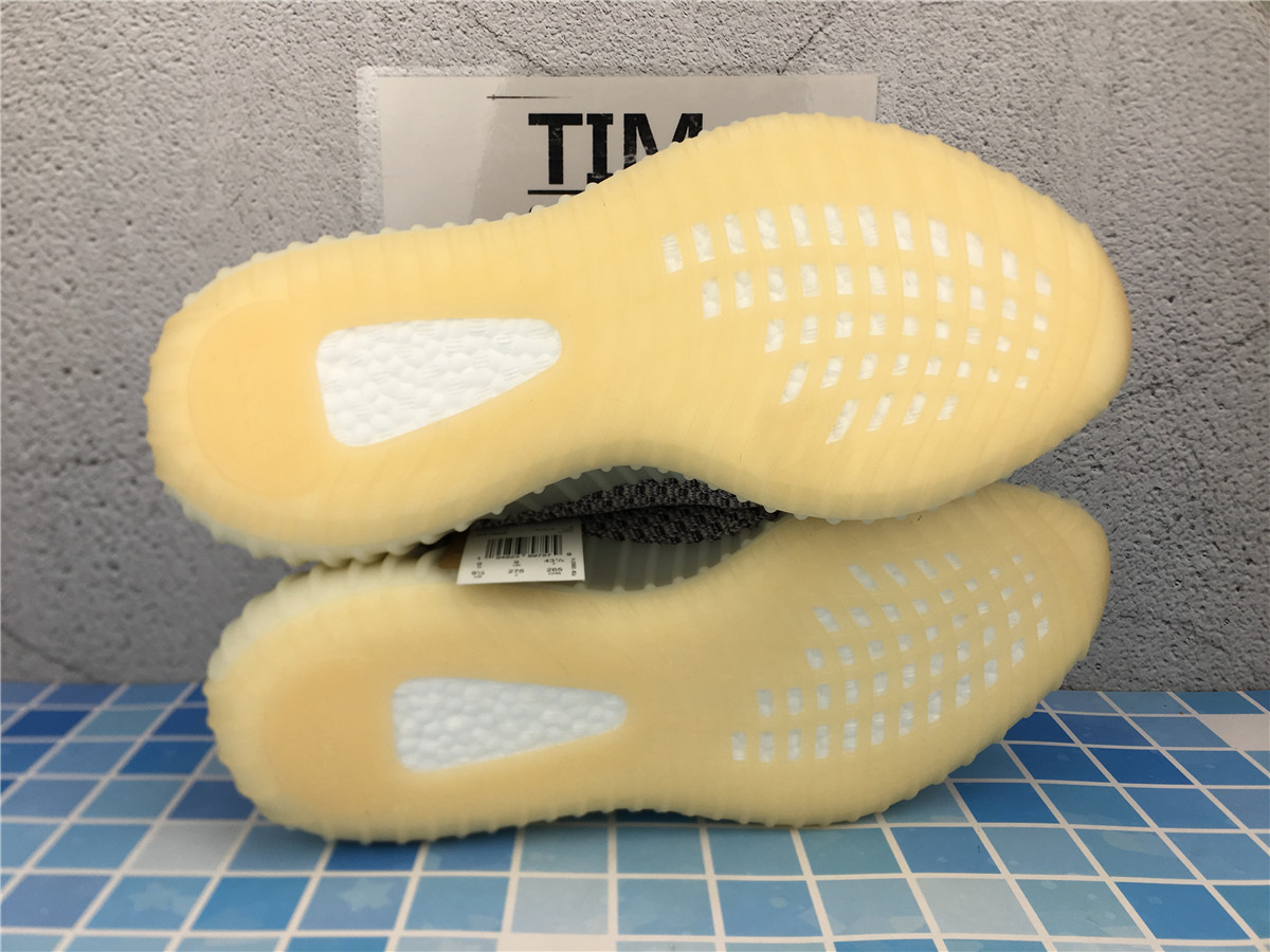 Yeezy Boost 350 V2 Ash Pearl GY7658